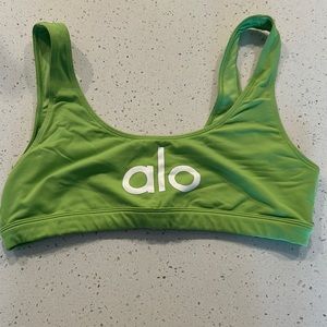 Alo Yoga Green sports bra
